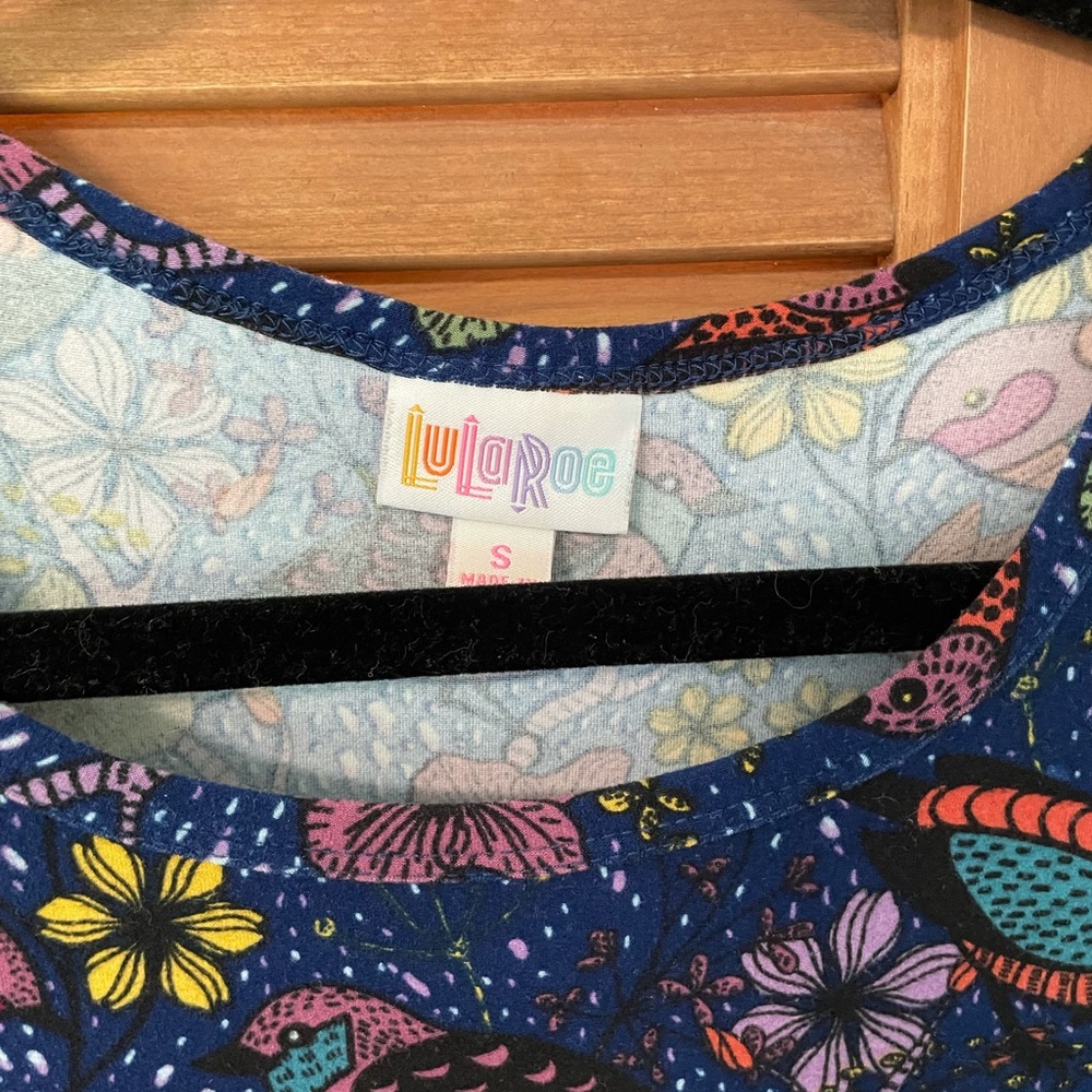 Lularoe Carly dress in excellent used condition